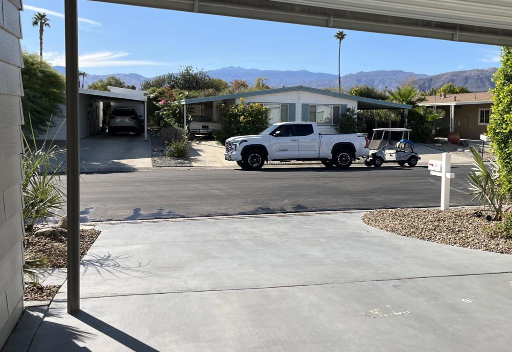 73406 Adobe Springs Drive Property Photo 23