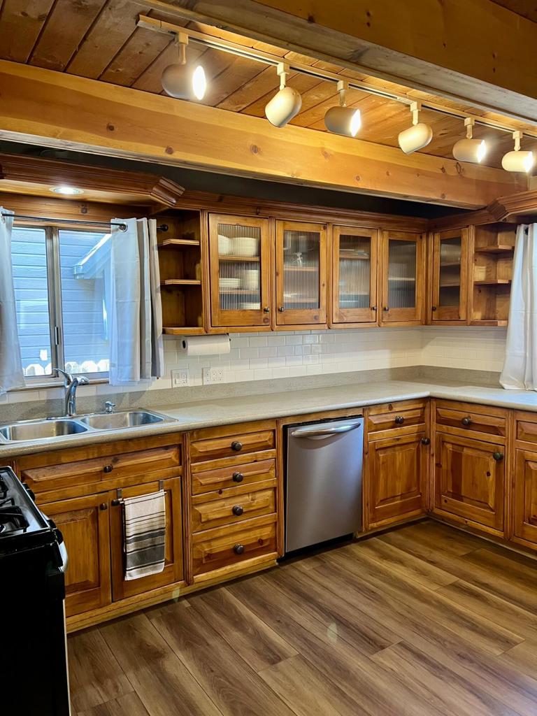 2084 5th Lane Property Photo 6