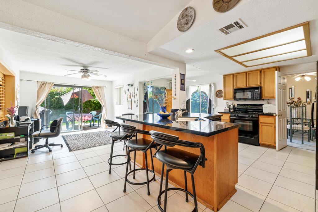 75355 Santa Fe Trail Property Photo 16