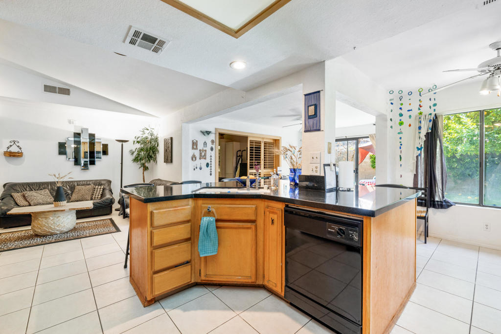 75355 Santa Fe Trail Property Photo 19