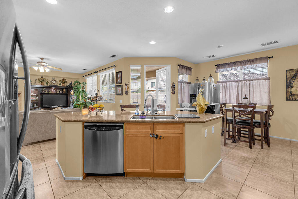 83414 Skyline Trail Road Property Photo 15
