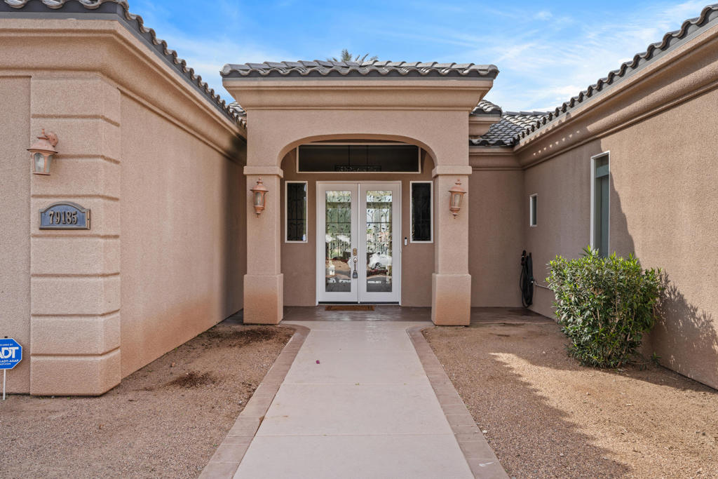 79185 Montego Bay Drive Property Photo 3