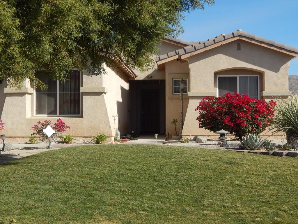 8796 Matterhorn Court Property Photo 4