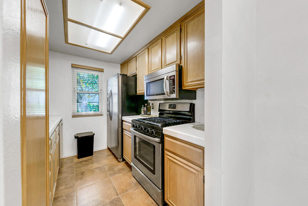 74800 Sheryl Avenue 11-1 Property Photo 7