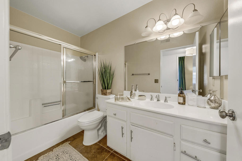 74800 Sheryl Avenue 11-1 Property Photo 10