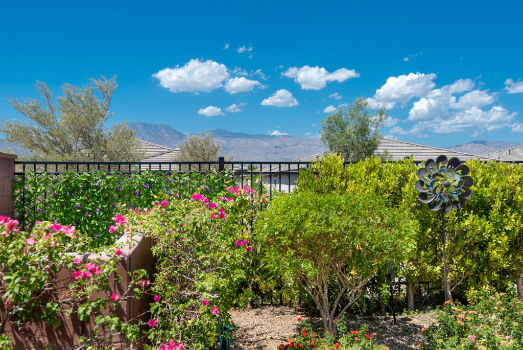 50715 Monterey Canyon Drive Property Photo 32