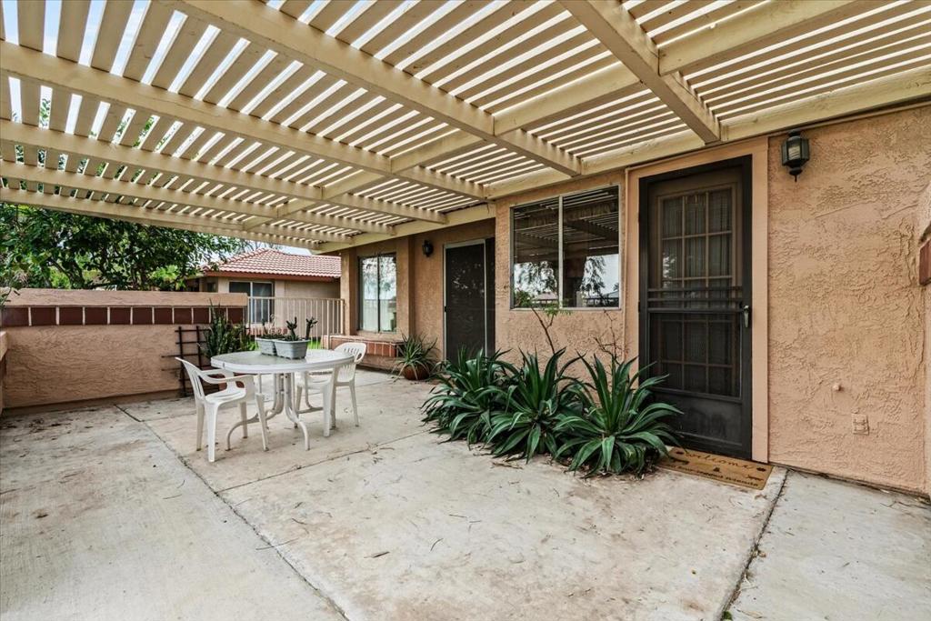 49230 Douglas Street Property Photo 23