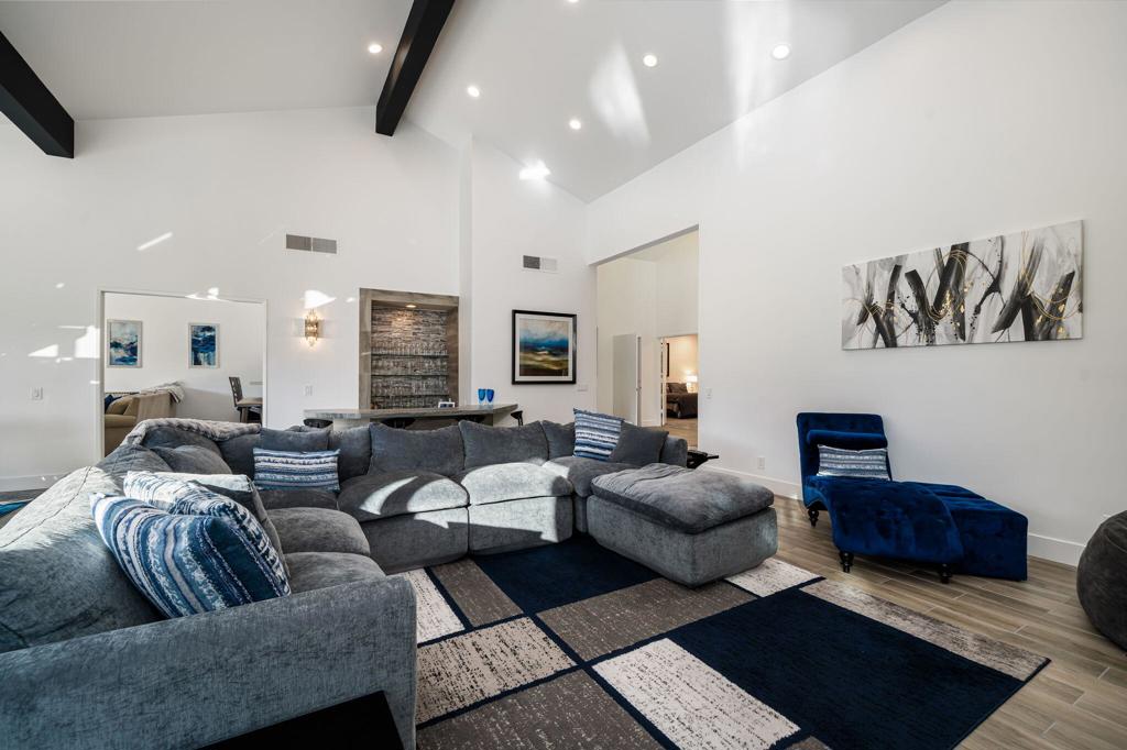 54857 Inverness Way Property Photo 18