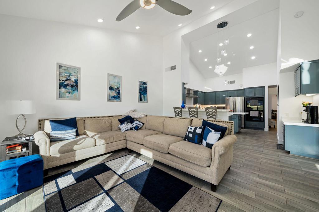 54857 Inverness Way Property Photo 29