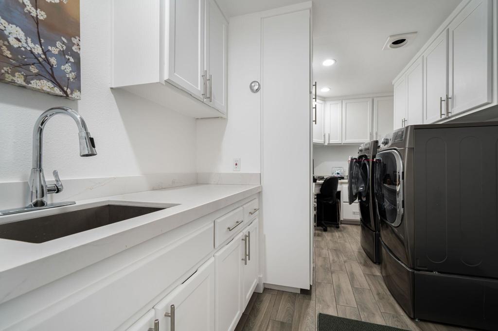54857 Inverness Way Property Photo 49