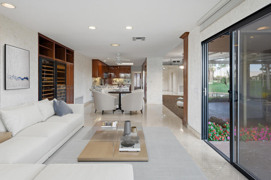 114 Columbia Drive Property Photo 21