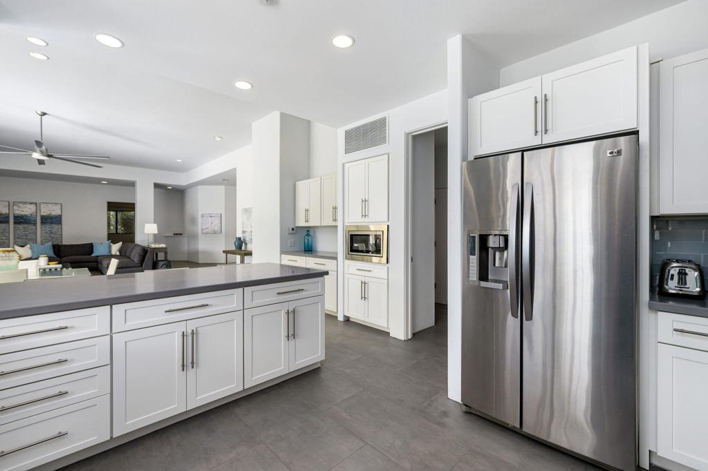 75437 Desert Park Drive Property Photo 7