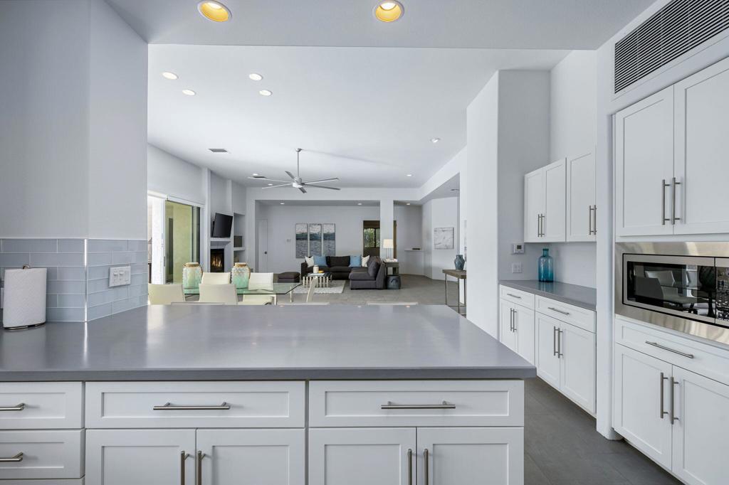 75437 Desert Park Drive Property Photo 8