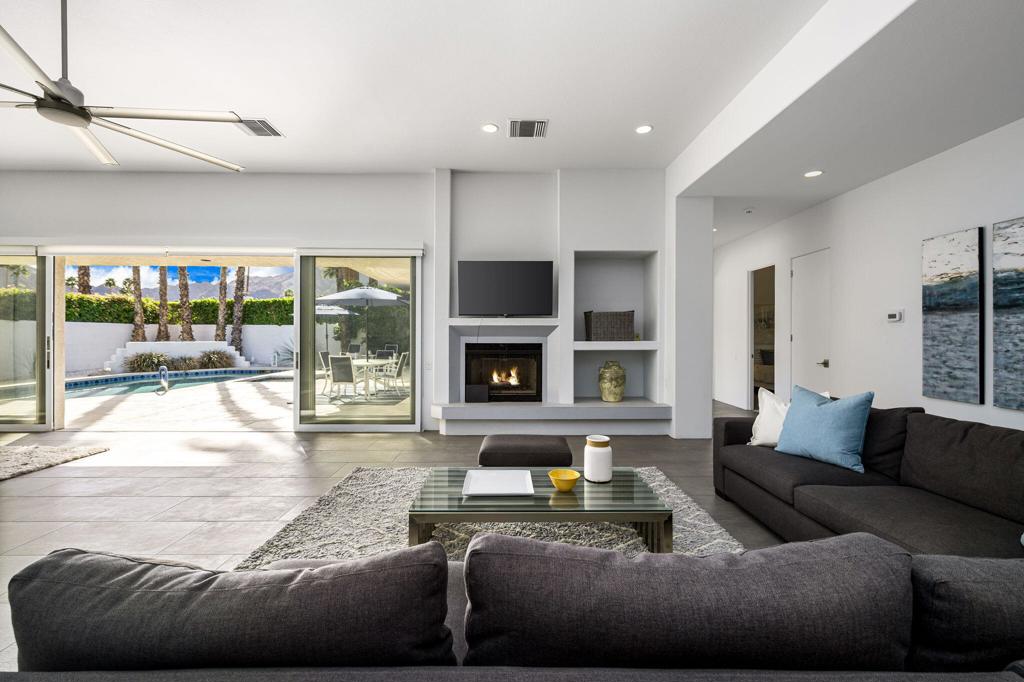 75437 Desert Park Drive Property Photo 14