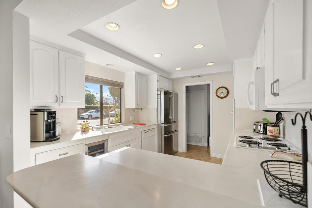 42410 Adams Street Property Photo 16