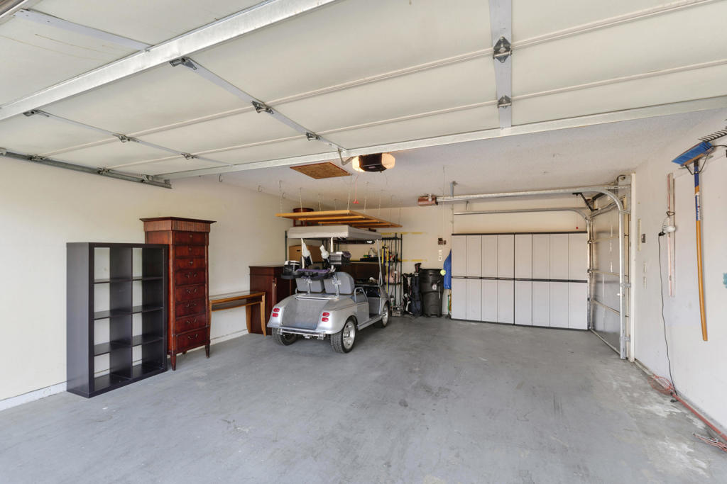 42410 Adams Street Property Photo 29