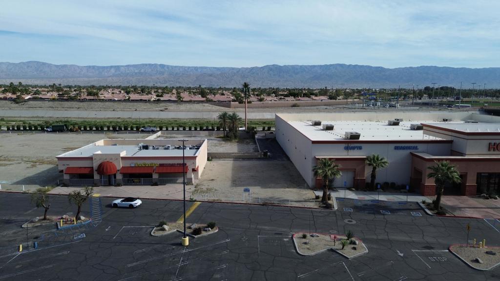 1 California Highway 111 Property Photo 1
