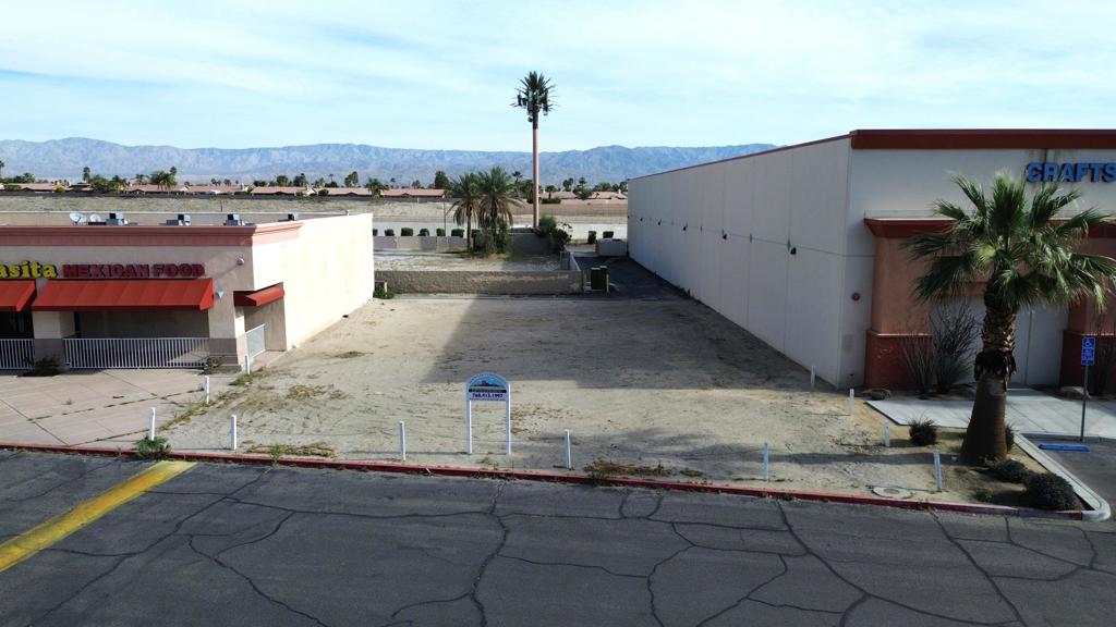 1 California Highway 111 Property Photo 4
