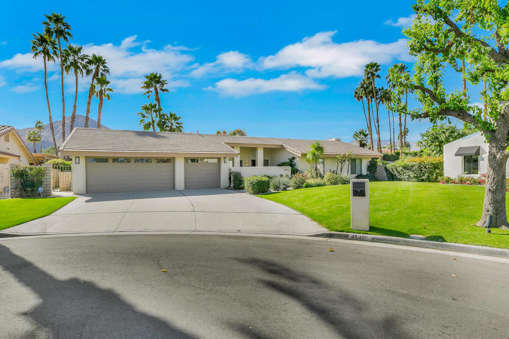 45455 Crow Circle Property Photo 3