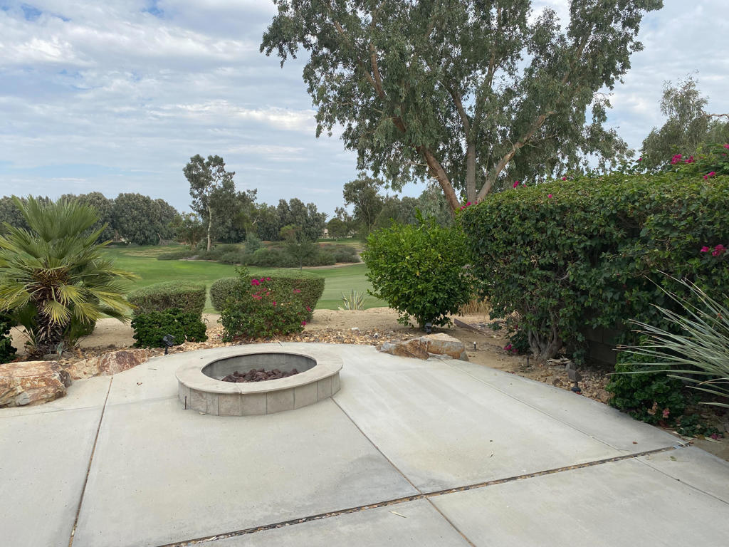60460 Desert Rose Drive Property Photo 13