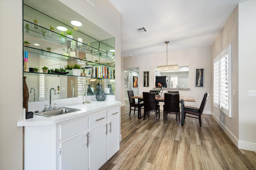 139 Villa Court Property Photo 15