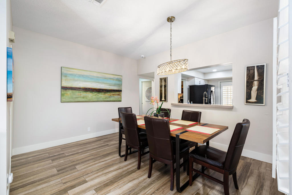 139 Villa Court Property Photo 18