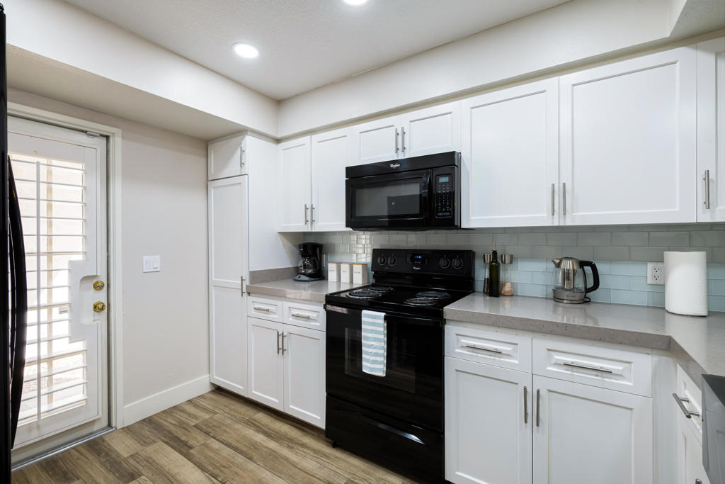 139 Villa Court Property Photo 22