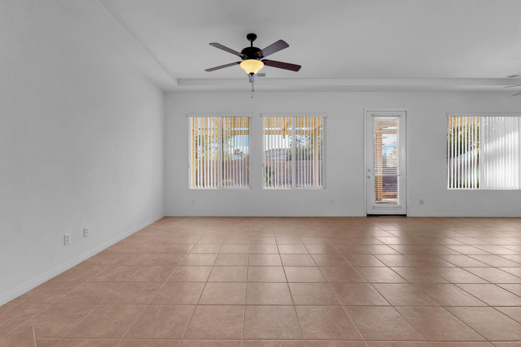 79859 Amora Drive Property Photo 11