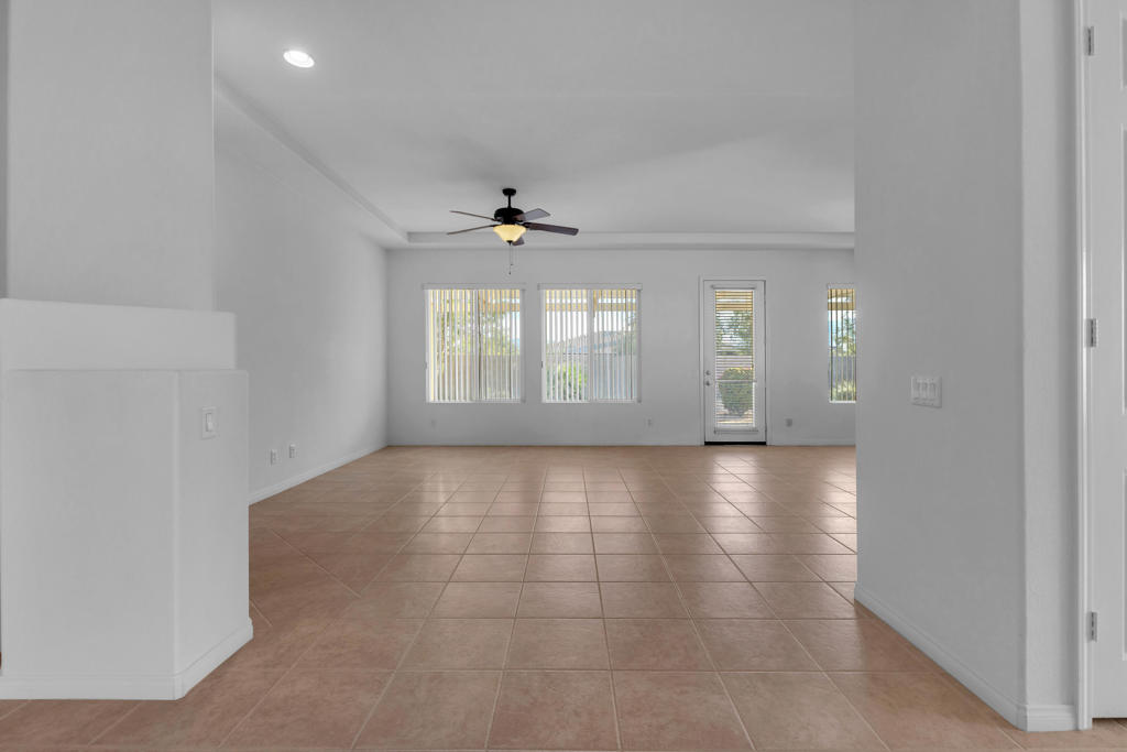 79859 Amora Drive Property Photo 13