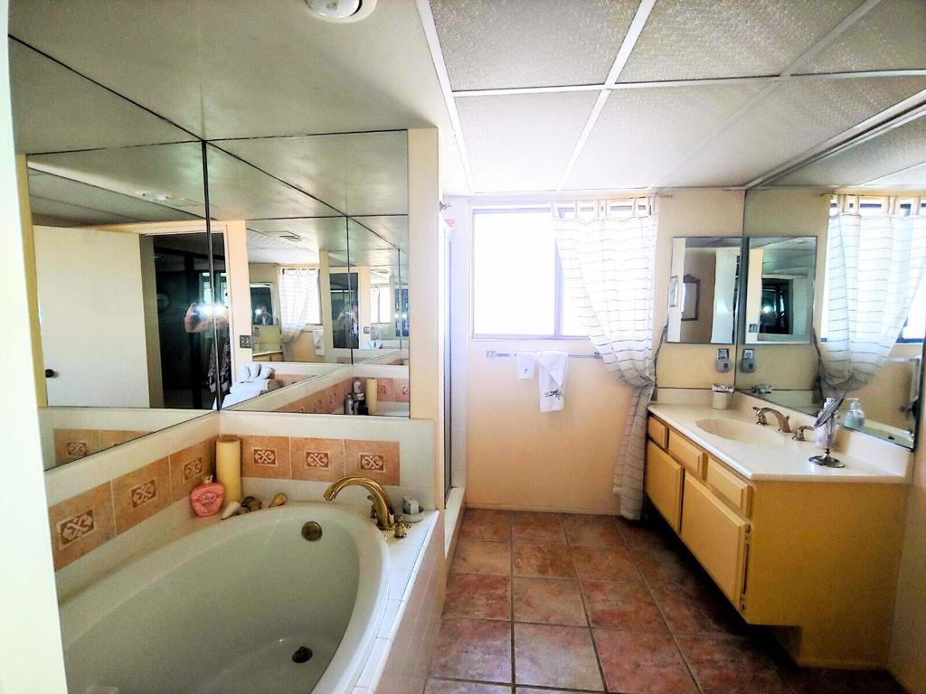 69940 Los Cocos Court Property Photo 27