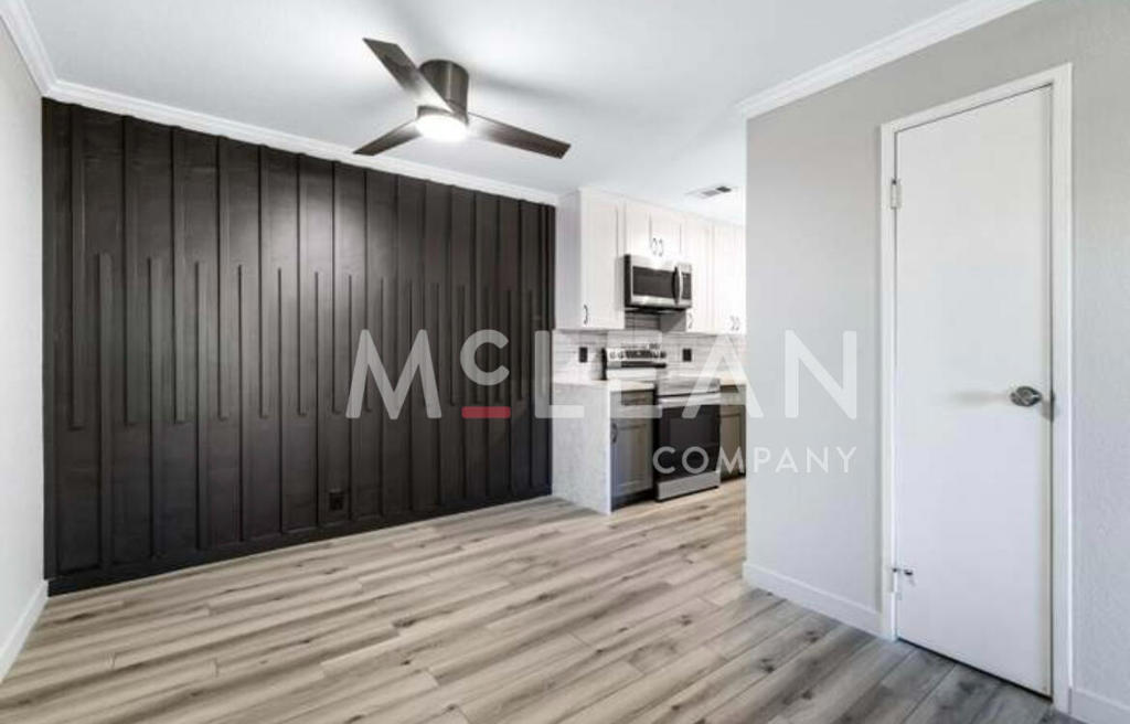 2809 N Los Felices Circle E 212 Property Photo 7