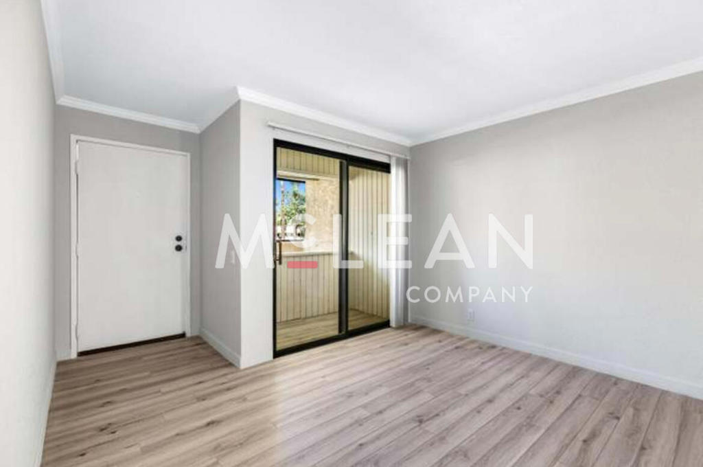 2809 N Los Felices Circle E 212 Property Photo 14