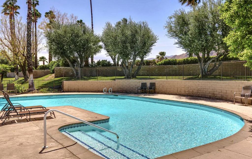 2809 N Los Felices Circle E 212 Property Photo 25