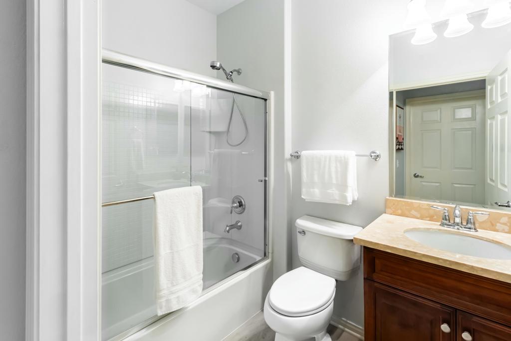 81098 Avenida Vidrio Property Photo 32