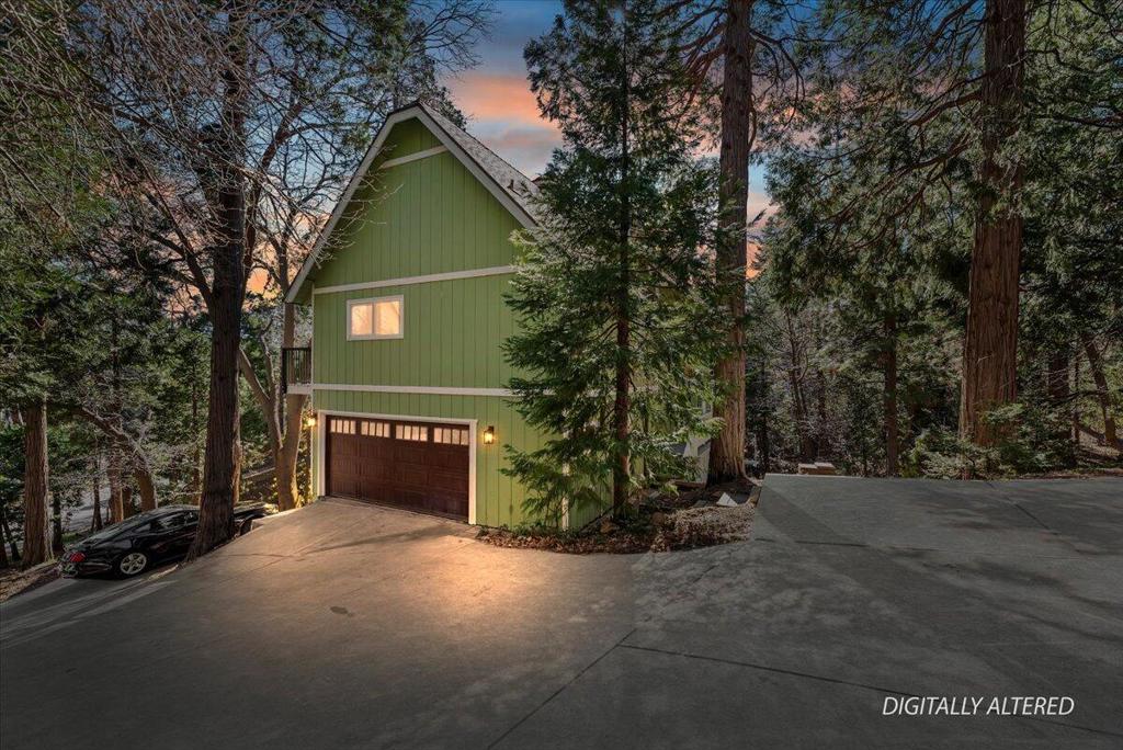 27282 Bernina Drive Property Photo 1