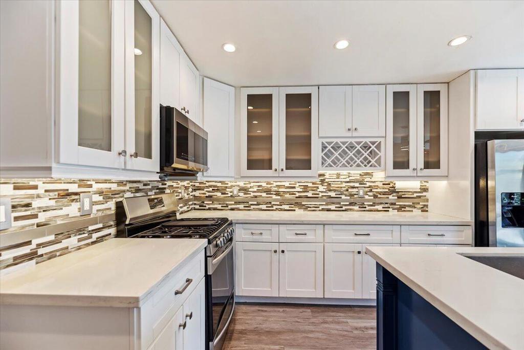 27282 Bernina Drive Property Photo 17