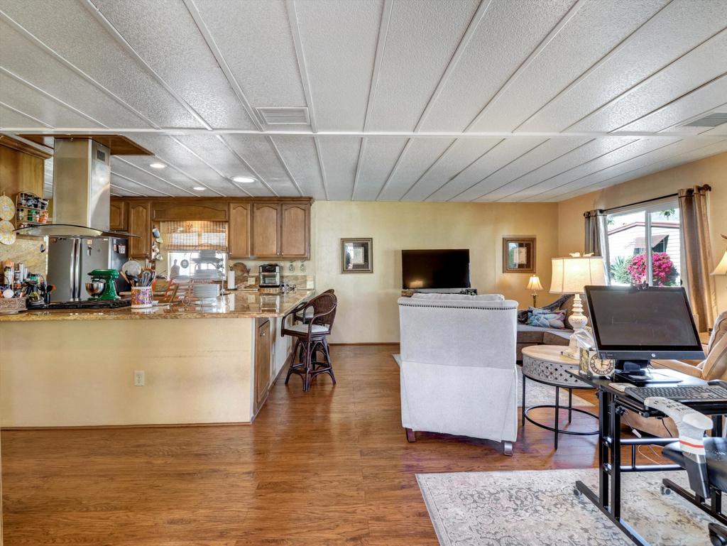 49305 California 74 139 Property Photo 7