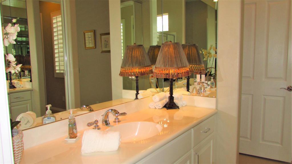 34 Paris Way Property Photo 22