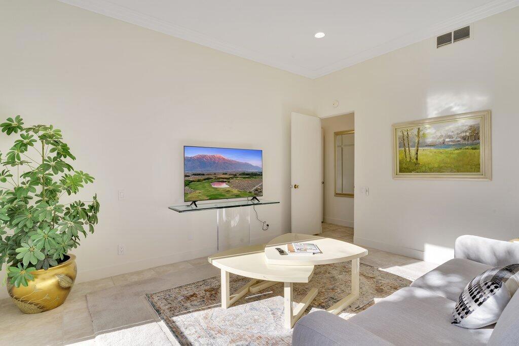 47126 El Menara Circle Property Photo 18