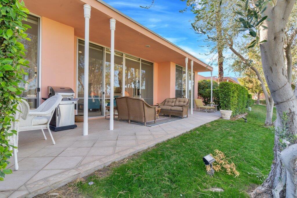 47126 El Menara Circle Property Photo 33