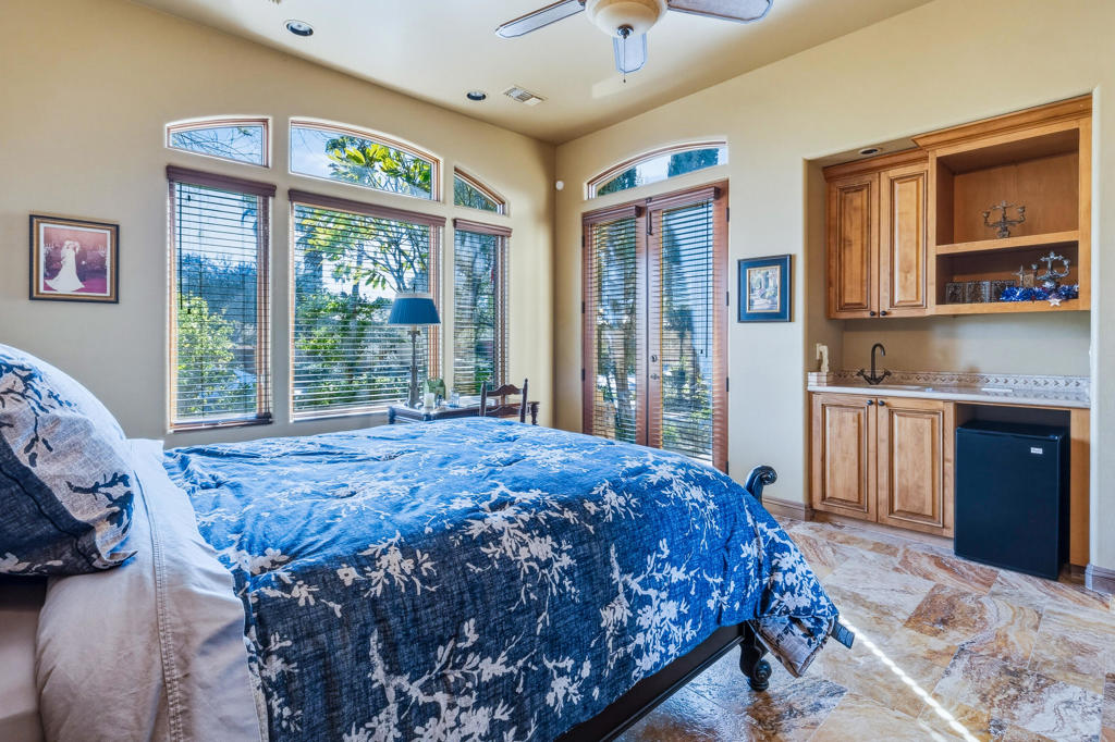 35 Overland Court Property Photo 22