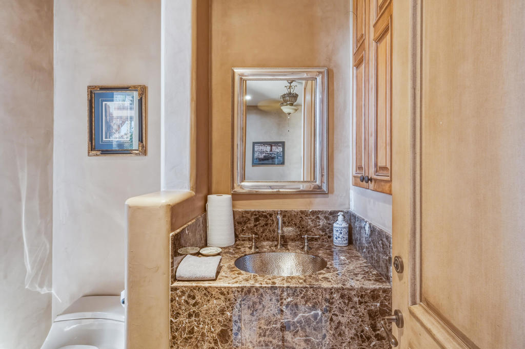 35 Overland Court Property Photo 26
