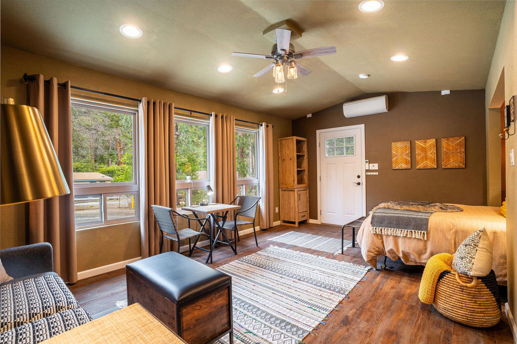 25169 Franklin Drive Property Photo 41