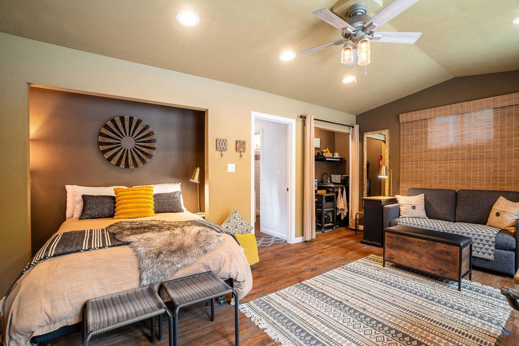 25169 Franklin Drive Property Photo 43