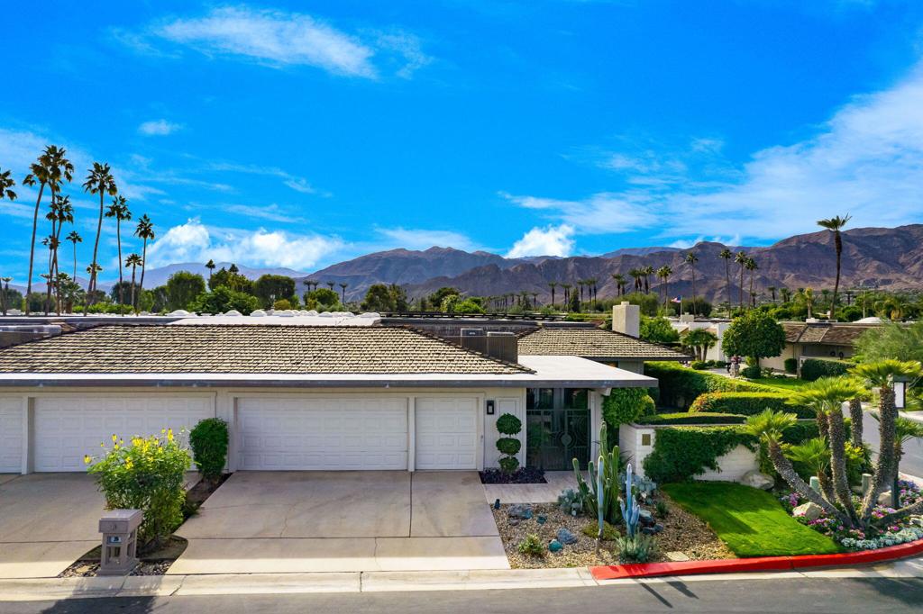 1 Briarcliff Court Property Photo 1