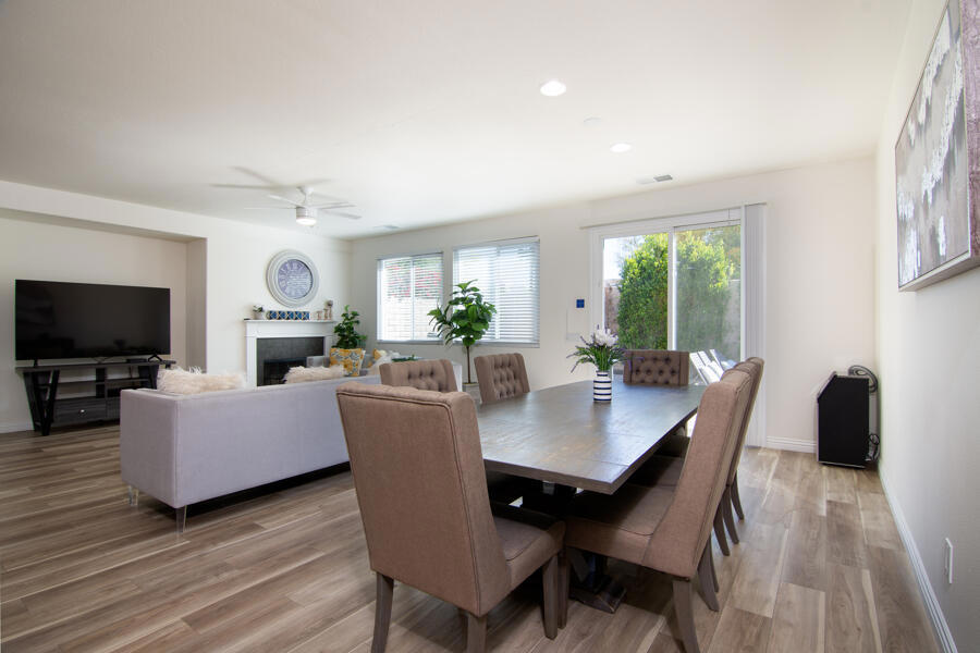 43784 Riunione Place Property Photo 6
