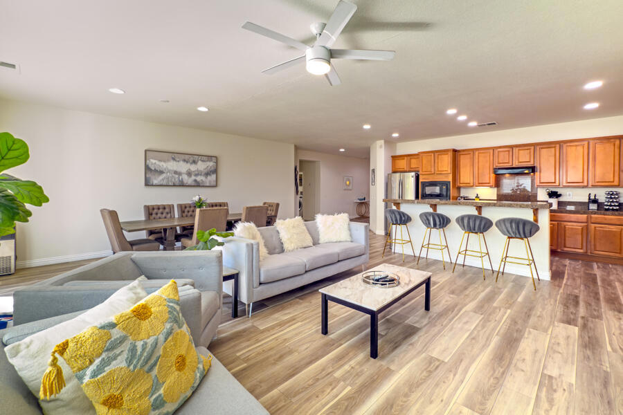 43784 Riunione Place Property Photo 10