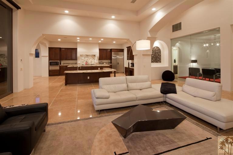 58355 Carmona Property Photo 3