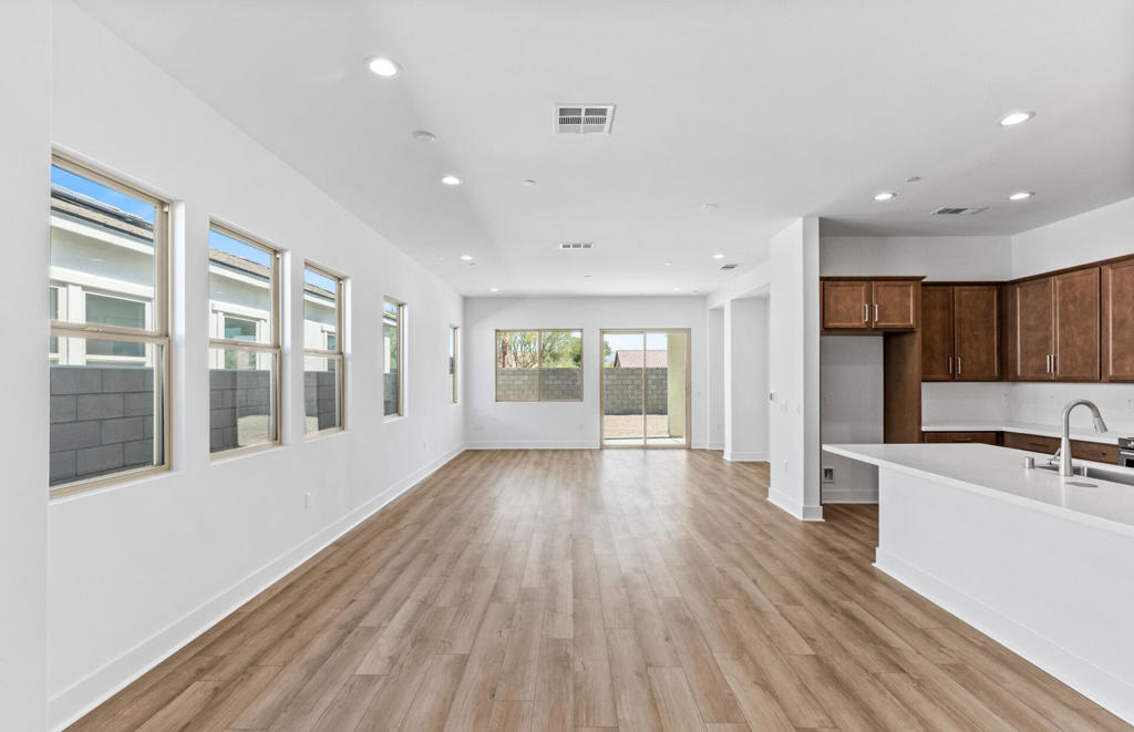 80 685 San Clemente Drive Property Photo 4