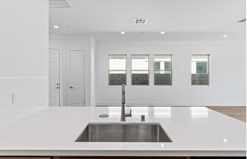 80 685 San Clemente Drive Property Photo 12